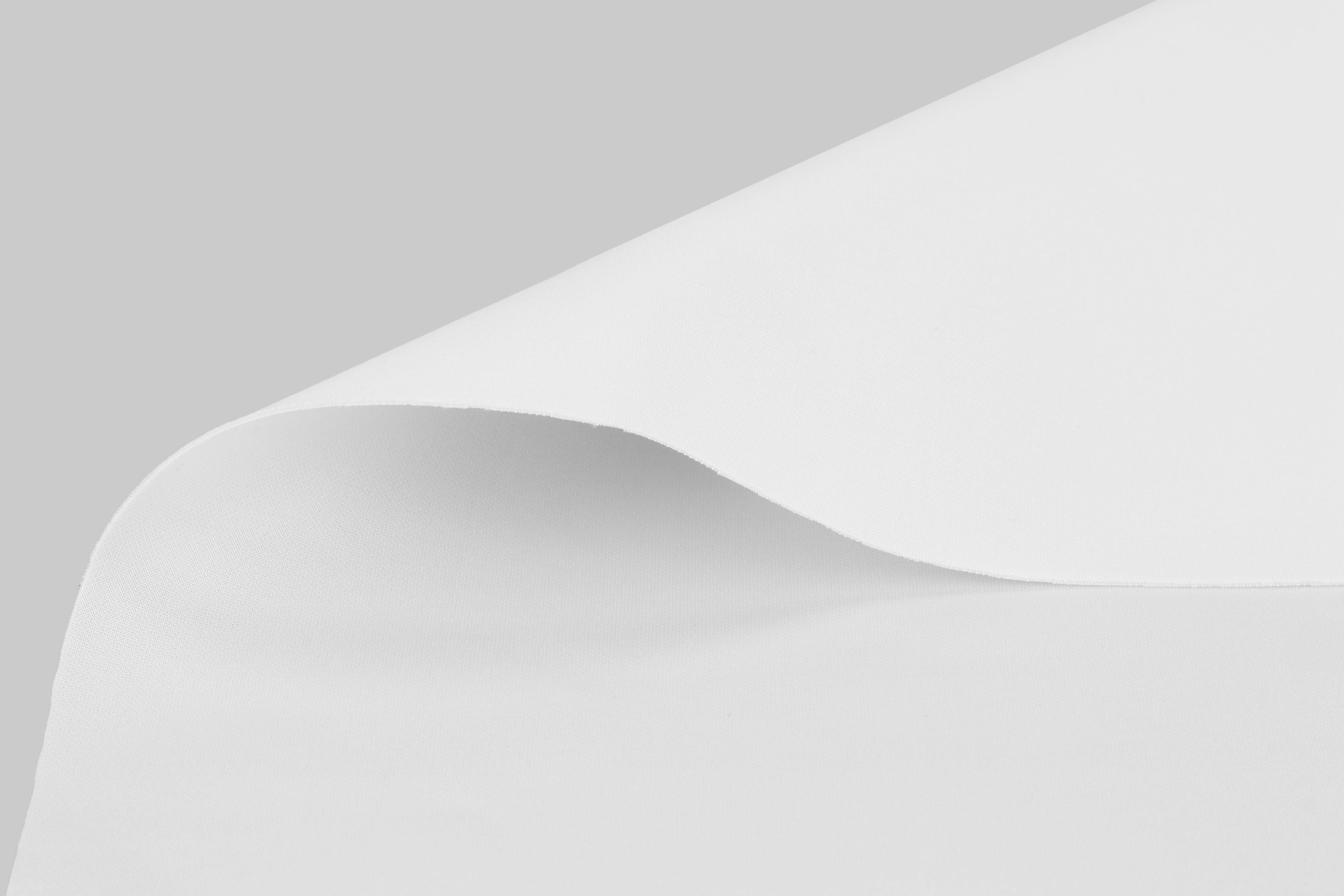 Sport Stretch 260, +/- 300 g/m2
For subli transfer
94% Polyester / 6% Elastan 
2" core
1,60 x +/- 80 m